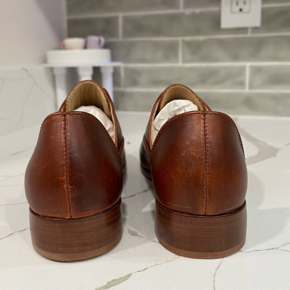 Nisolo Emma d’Orsay WOxford. Women’s size 5 Color Brown - Picture 7 of 11